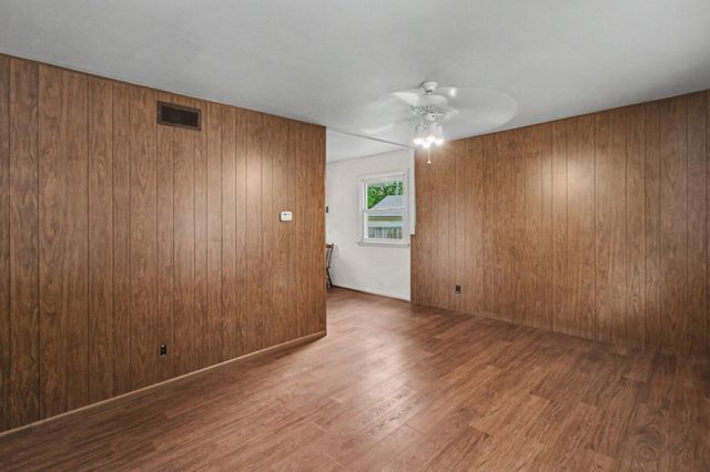 612 Greenlawn Street, Ypsilanti Twp, MI 48198