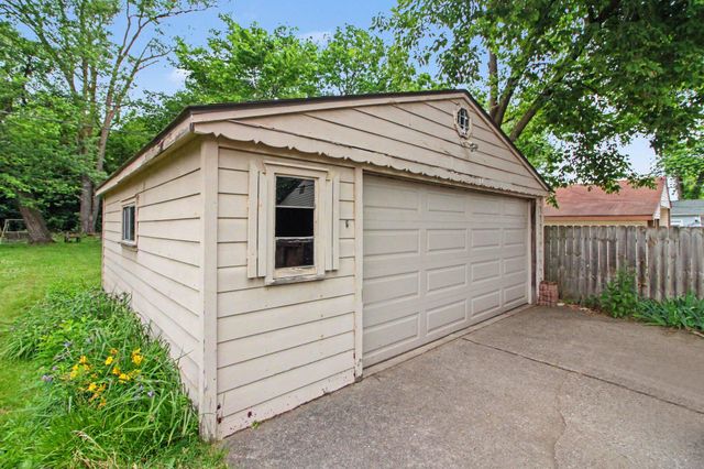 612 Greenlawn Street, Ypsilanti Twp, MI 48198