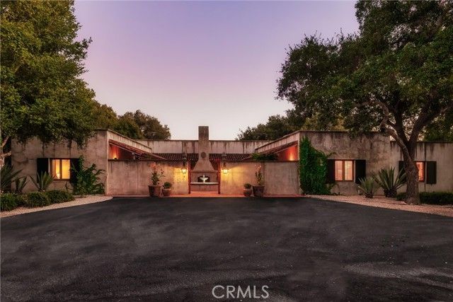 3595 Oak Trail Rd, Santa Ynez, CA 93460