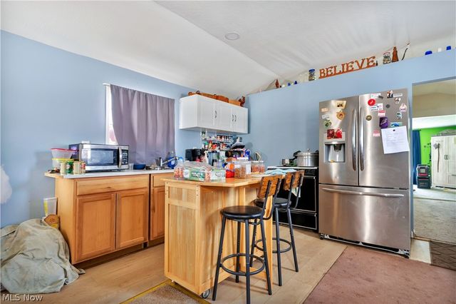 13222 Lexington Avenue NE, Alliance, OH 44601