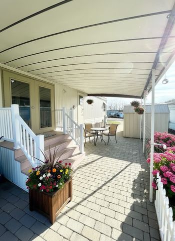 767 Cloverleaf Cir, Salem Twp, PA 15626