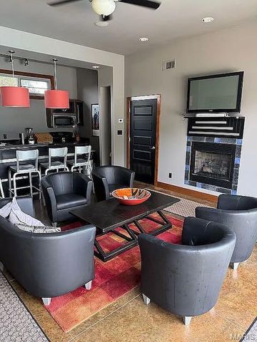 814 Auburn Drive 1, Sikeston, MO 63801