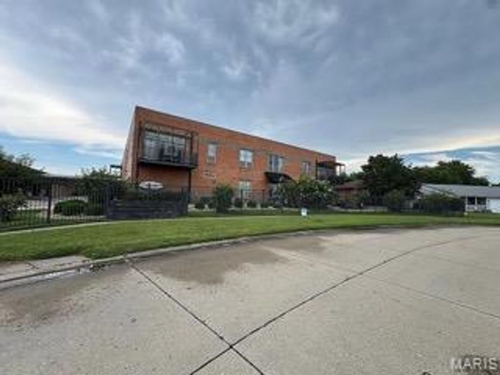 814 Auburn Drive 1, Sikeston, MO 63801