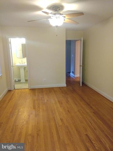 5534 17TH ST N, Arlington, VA 22205