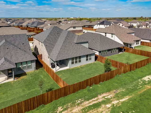 10628 Tonkala Drive, Fort Worth, TX 76179
