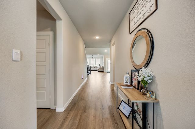 10628 Tonkala Drive, Fort Worth, TX 76179