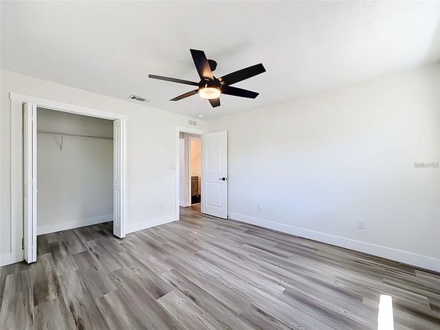 2335 MURILLA WAY S, St Petersburg, FL 33712
