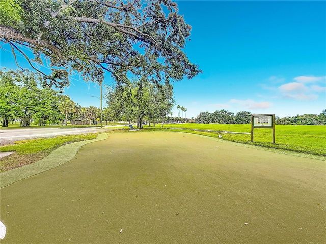 2335 MURILLA WAY S, St Petersburg, FL 33712
