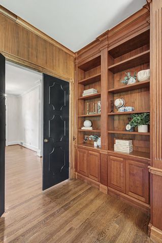 6111 Hickory Valley Rd, Nashville, TN 37205