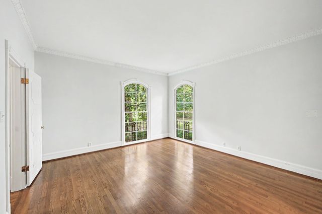 6111 Hickory Valley Rd, Nashville, TN 37205