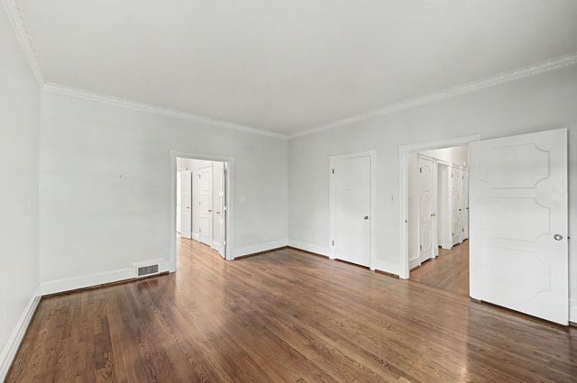 6111 Hickory Valley Rd, Nashville, TN 37205