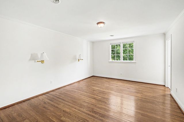 6111 Hickory Valley Rd, Nashville, TN 37205