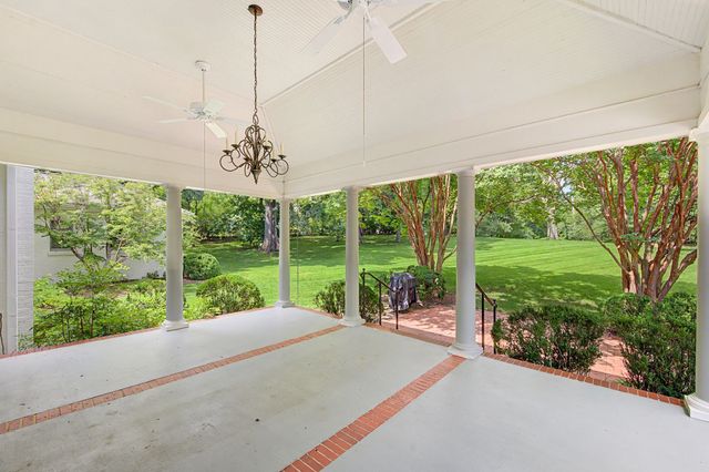 6111 Hickory Valley Rd, Nashville, TN 37205