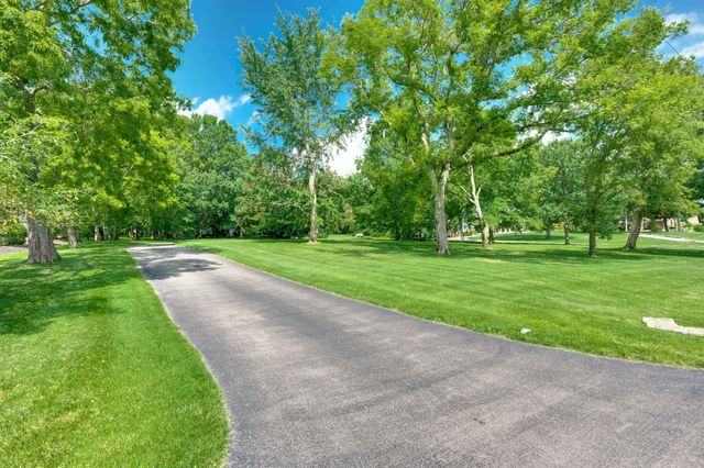 6111 Hickory Valley Rd, Nashville, TN 37205