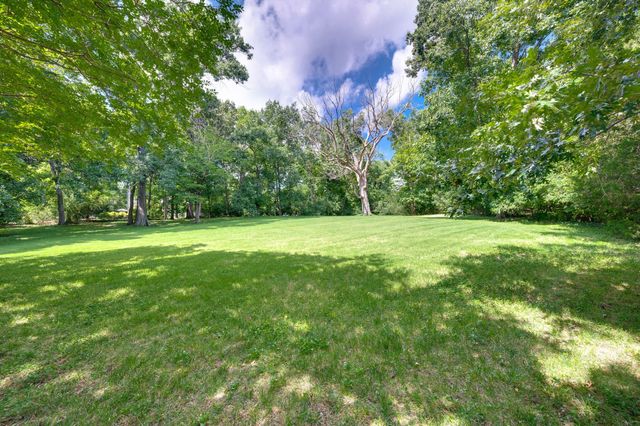 6111 Hickory Valley Rd, Nashville, TN 37205