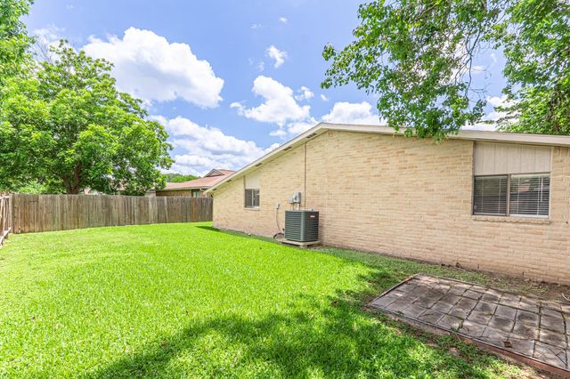 15510 Sierra Valle Drive, Houston, TX 77083