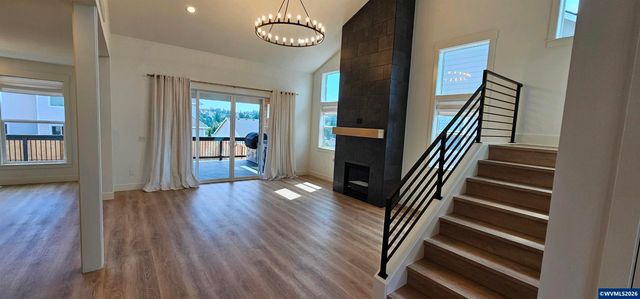 Model B Ballyntyne Rd, Salem, OR 97302