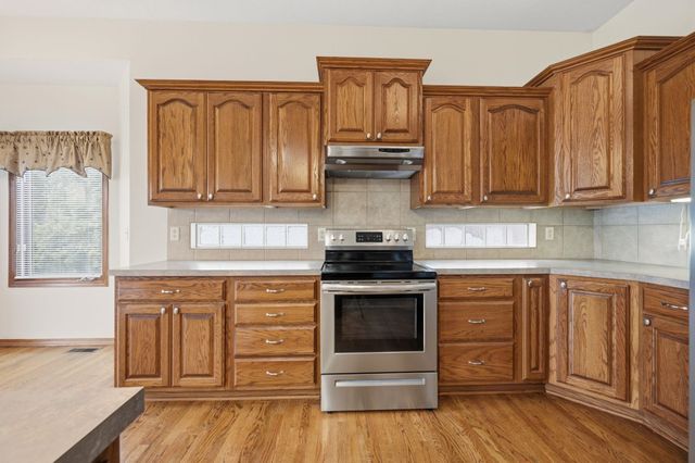 837 N Bracken Cir, Wichita, KS 67206
