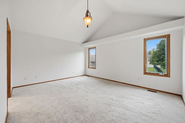 837 N Bracken Cir, Wichita, KS 67206