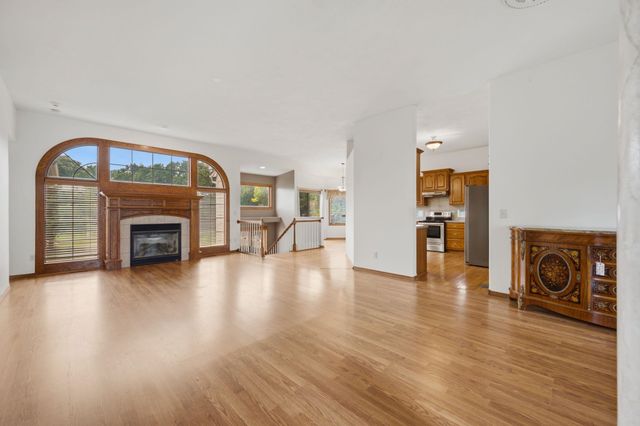 837 N Bracken Cir, Wichita, KS 67206