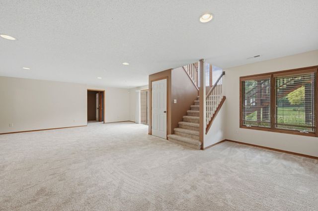 837 N Bracken Cir, Wichita, KS 67206