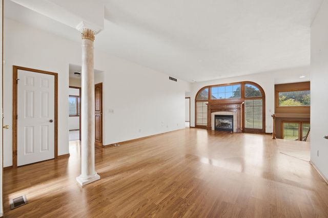 837 N Bracken Cir, Wichita, KS 67206