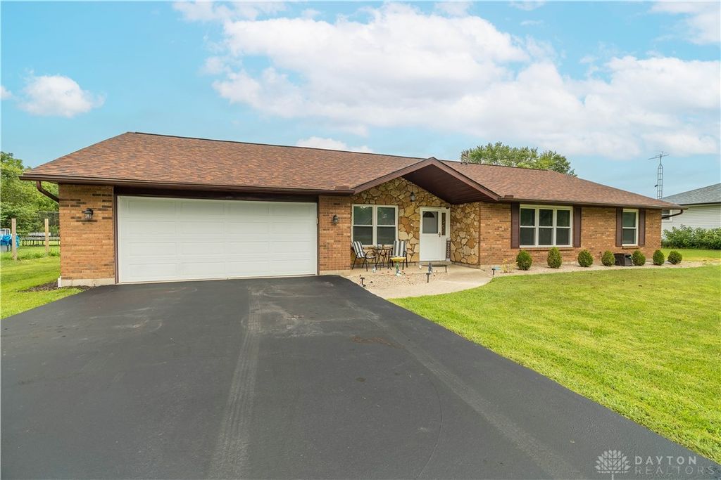 6780 Wonder Way, Tipp City, OH 45371