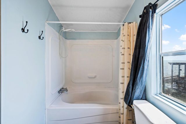 187 Panther, Onalaska, TX 77360