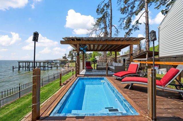 187 Panther, Onalaska, TX 77360