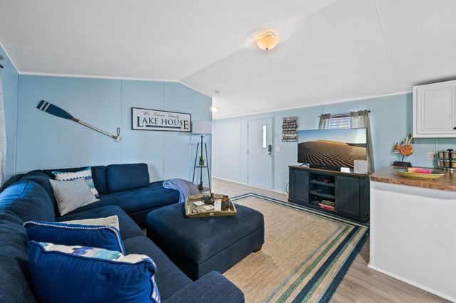 187 Panther, Onalaska, TX 77360