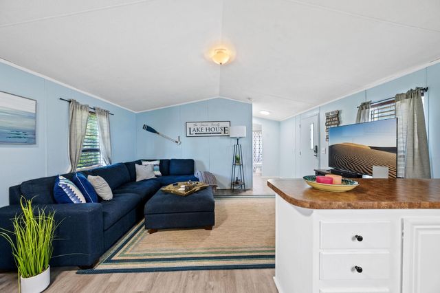 187 Panther, Onalaska, TX 77360