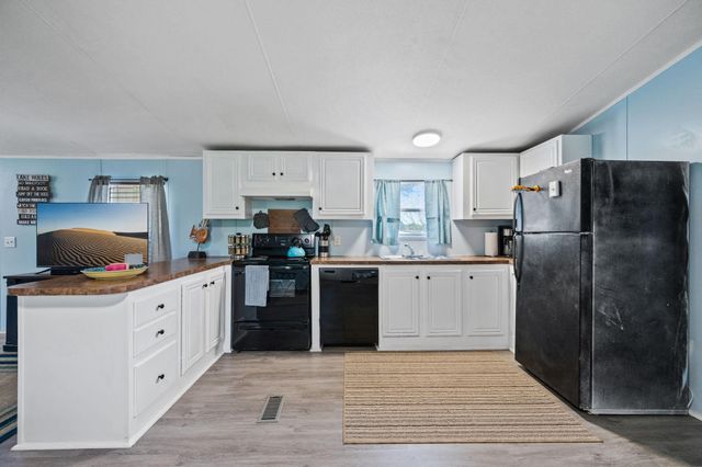 187 Panther, Onalaska, TX 77360