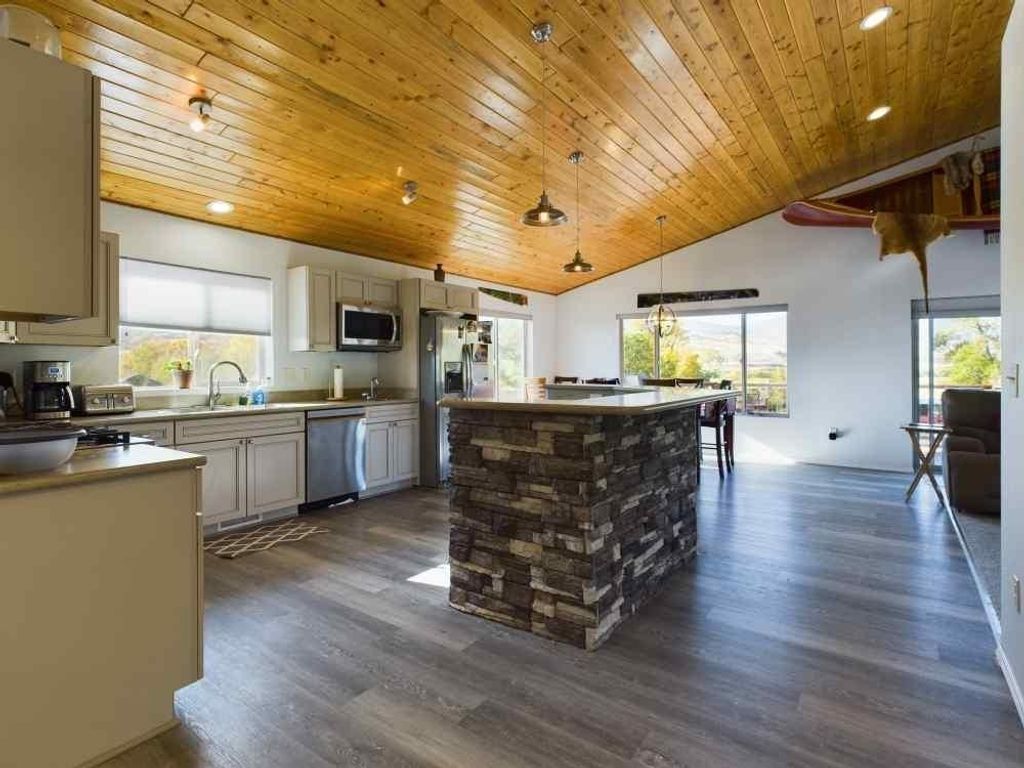 1 Streamside Dr, Cody, WY 82414 photo 25