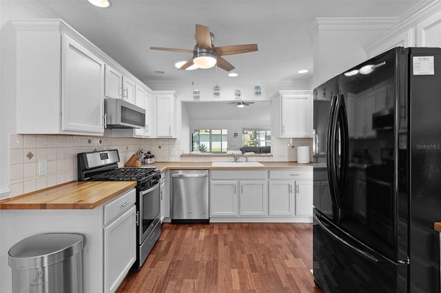 17107 SE 93RD EXETER COURT, The Villages, FL 32162