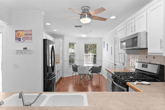 17107 SE 93RD EXETER COURT, The Villages, FL 32162