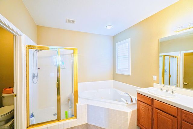 5432 Casa Grande Ave, Rocklin, CA 95677