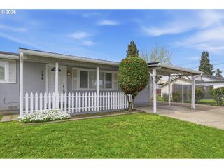 186 40TH St, Springfield, OR 97478