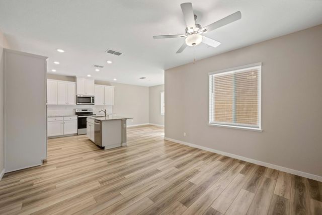 2524 Bog St, Lincoln, CA 95648