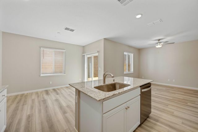2524 Bog St, Lincoln, CA 95648