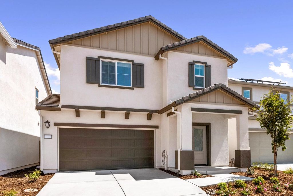 2524 Bog St, Lincoln, CA 95648