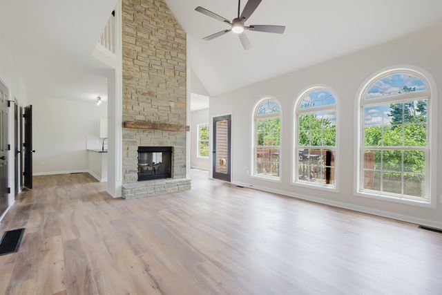 3052 Roundway Down Lane, Lexington, KY 40509
