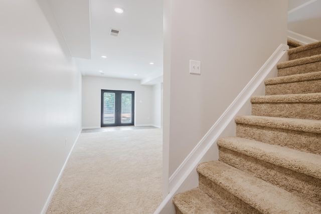 3052 Roundway Down Lane, Lexington, KY 40509
