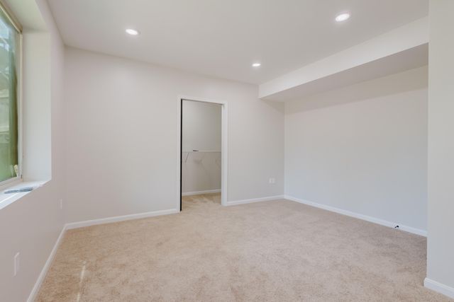 3052 Roundway Down Lane, Lexington, KY 40509