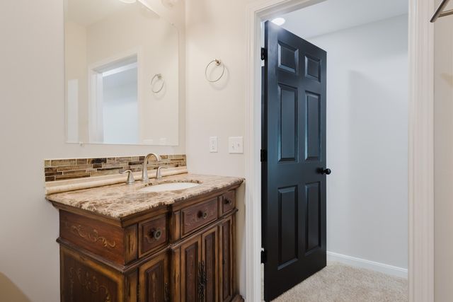 3052 Roundway Down Lane, Lexington, KY 40509