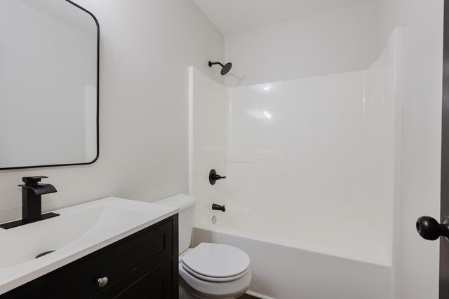 3052 Roundway Down Lane, Lexington, KY 40509