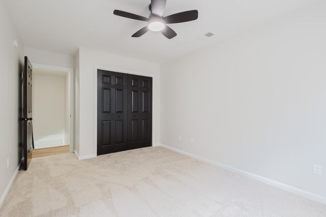 3052 Roundway Down Lane, Lexington, KY 40509