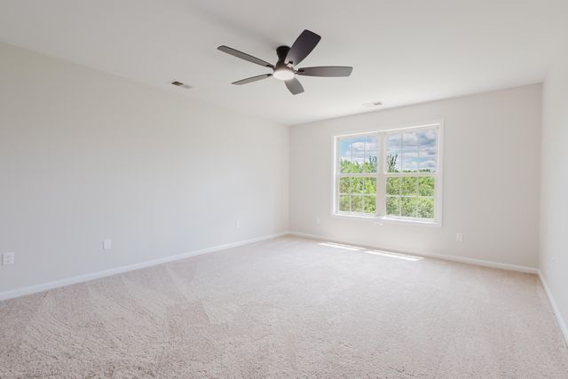 3052 Roundway Down Lane, Lexington, KY 40509