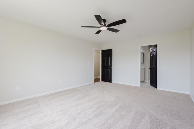 3052 Roundway Down Lane, Lexington, KY 40509