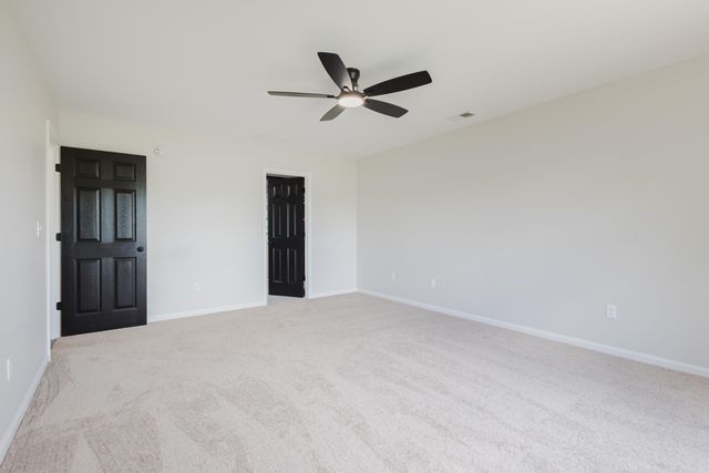 3052 Roundway Down Lane, Lexington, KY 40509