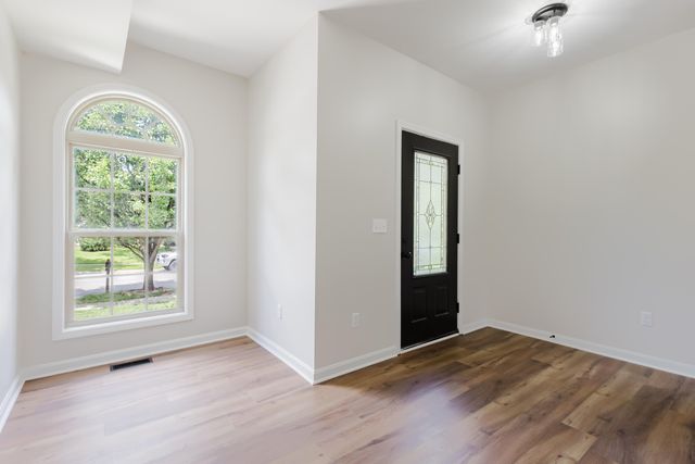 3052 Roundway Down Lane, Lexington, KY 40509